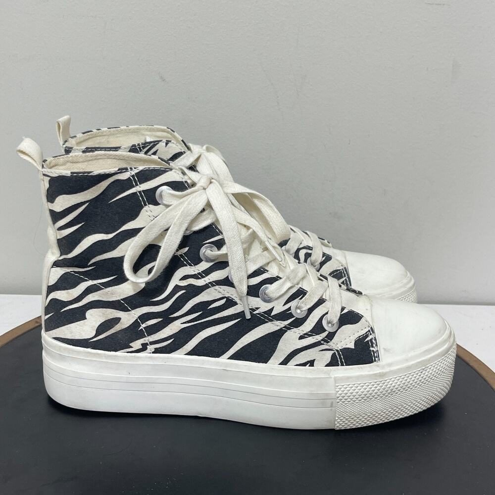 Pull and Bear Sneakers Women Size 9 US Black and White Trainers Zebra High Top